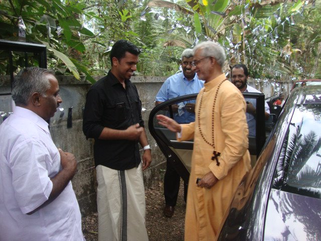 (翻攝自FB@Blessen Mathew)